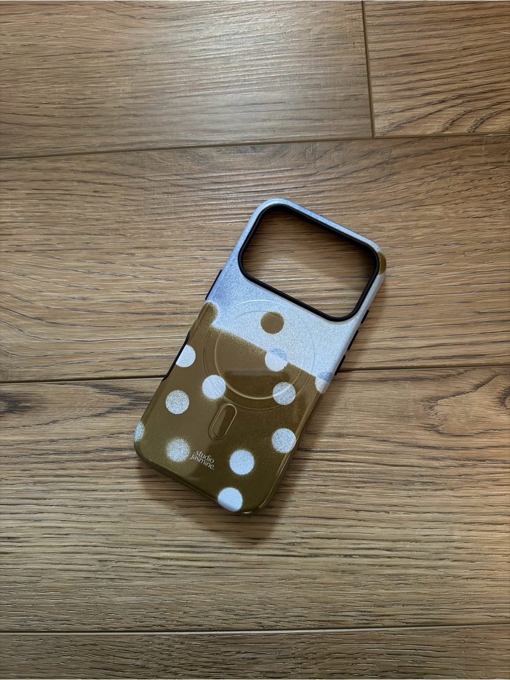 The Dairy Polka Dot IPhone 17 pro case